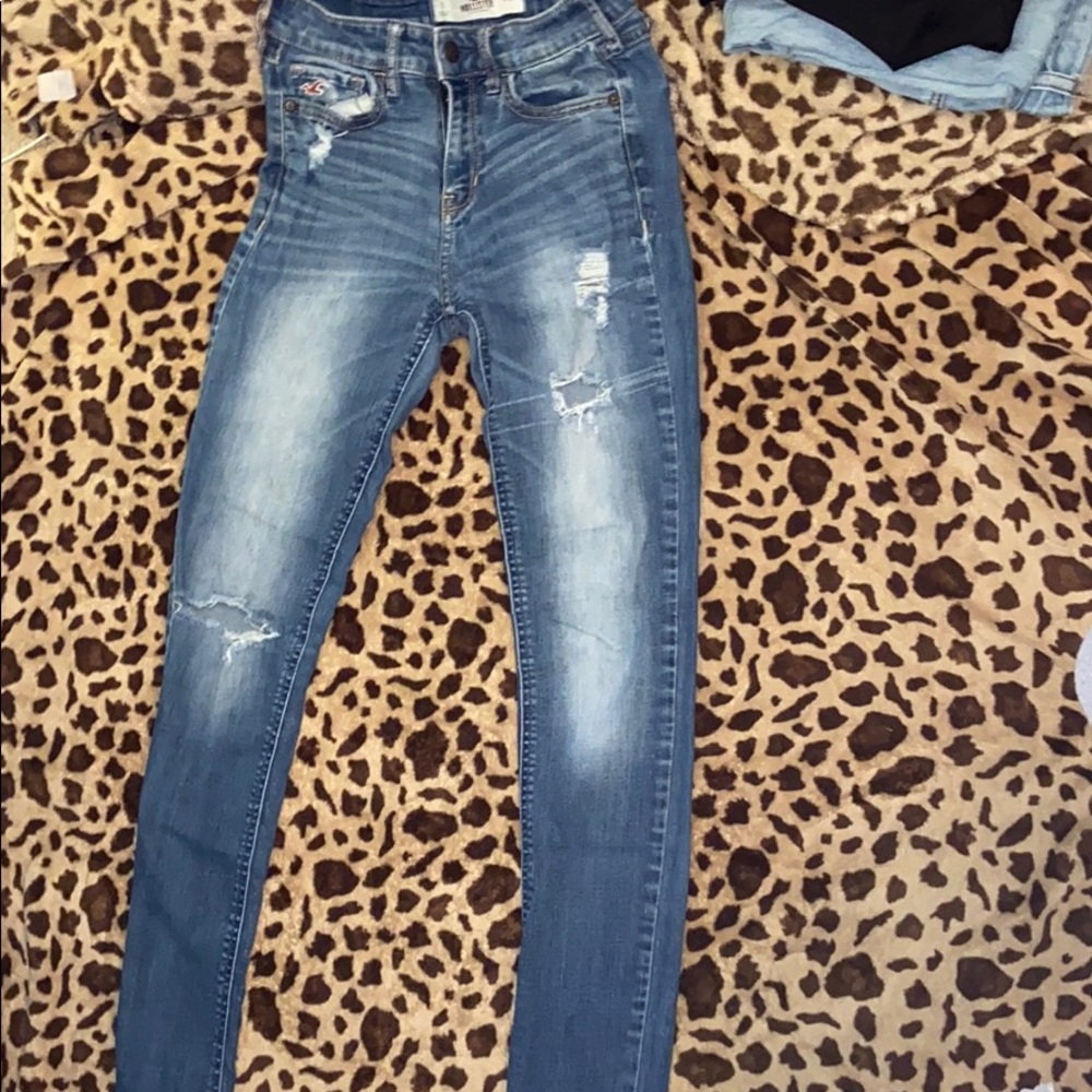Hollister High Wasted Jeans